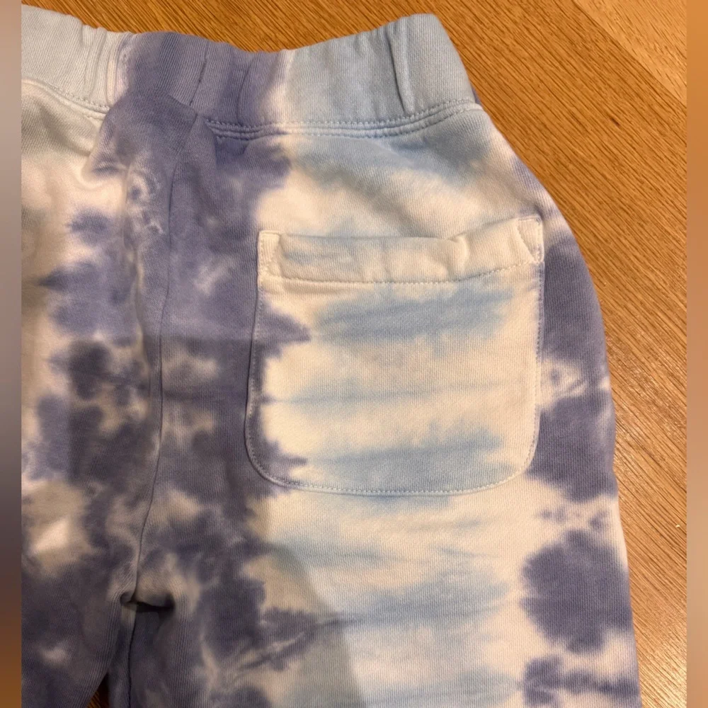 Boy’s French Terry short in tie-dye EC NW‎ - Picture 3 of 5